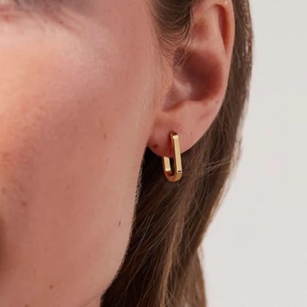 NWT18k Gold plated modern hoop earrings - Picture 4 of 7